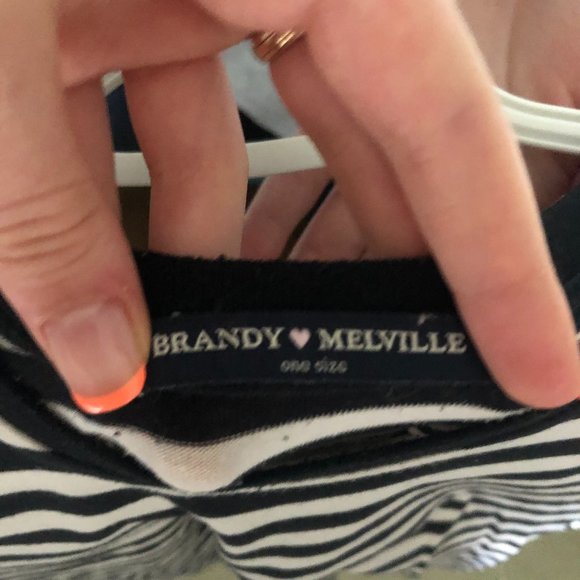 Brandy Melville White and Black Short Sleeve Tee - Picture 3 of 3